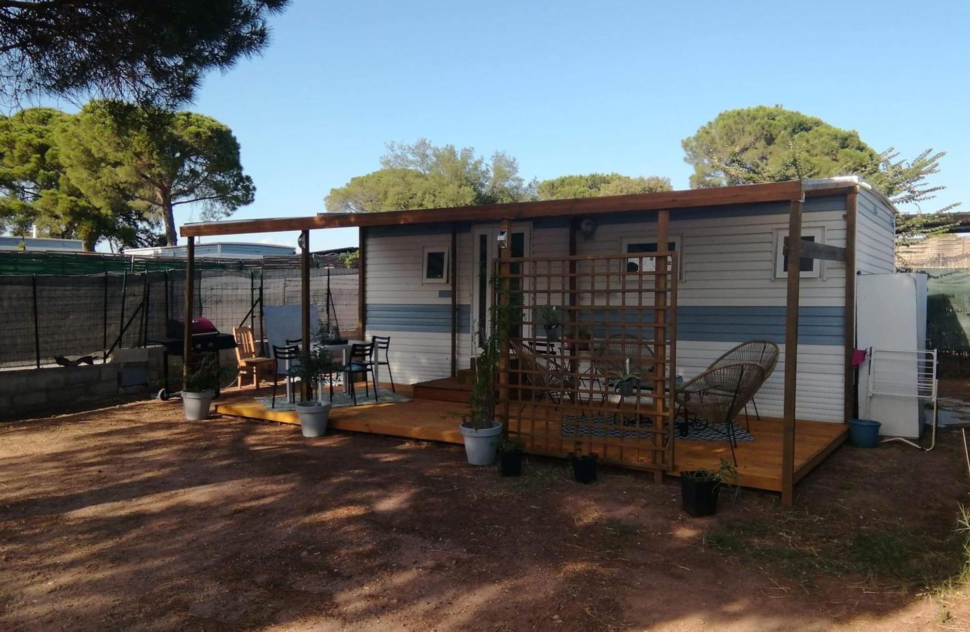 Mobilhome A Frejus A 15 Minute De La Mer Sur Terrain Independant ห้อง รูปภาพ