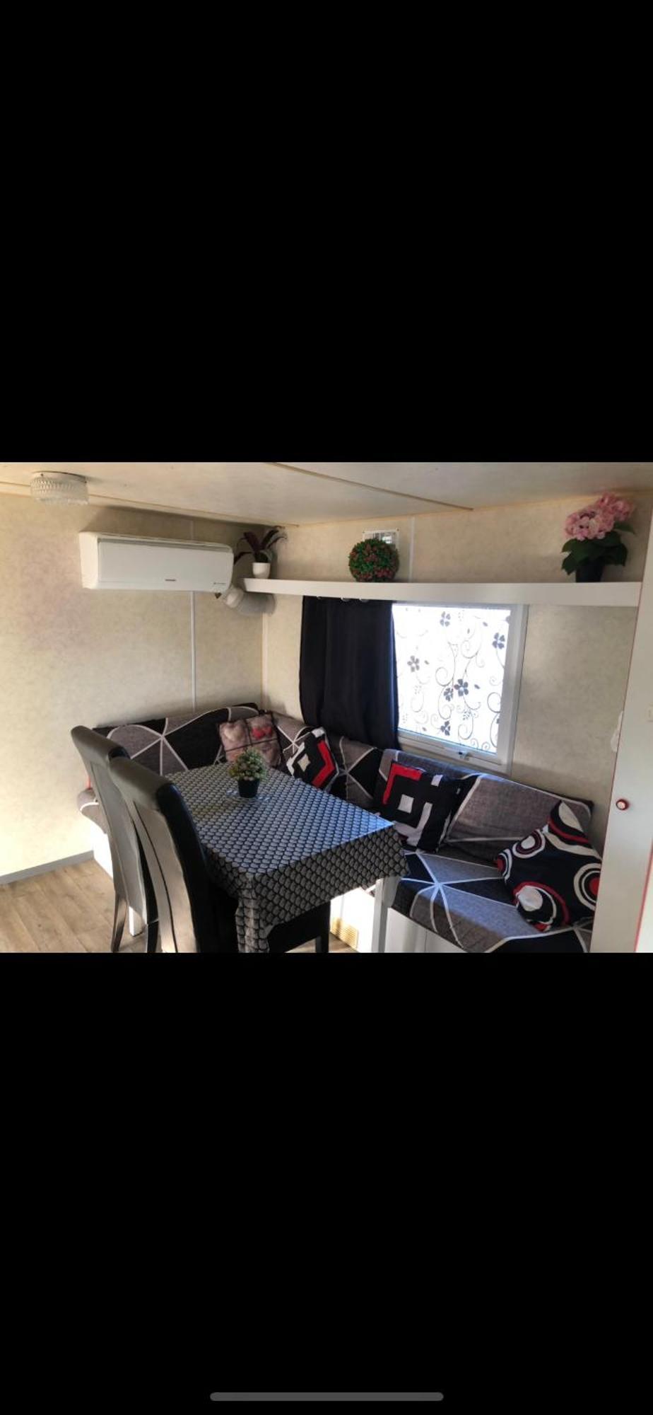 Mobilhome A Frejus A 15 Minute De La Mer Sur Terrain Independant ภายนอก รูปภาพ